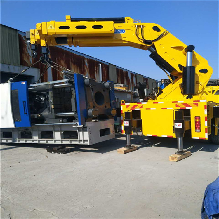 凤岗镇 大吨位折臂吊出租费用解析：一小时租赁多少钱