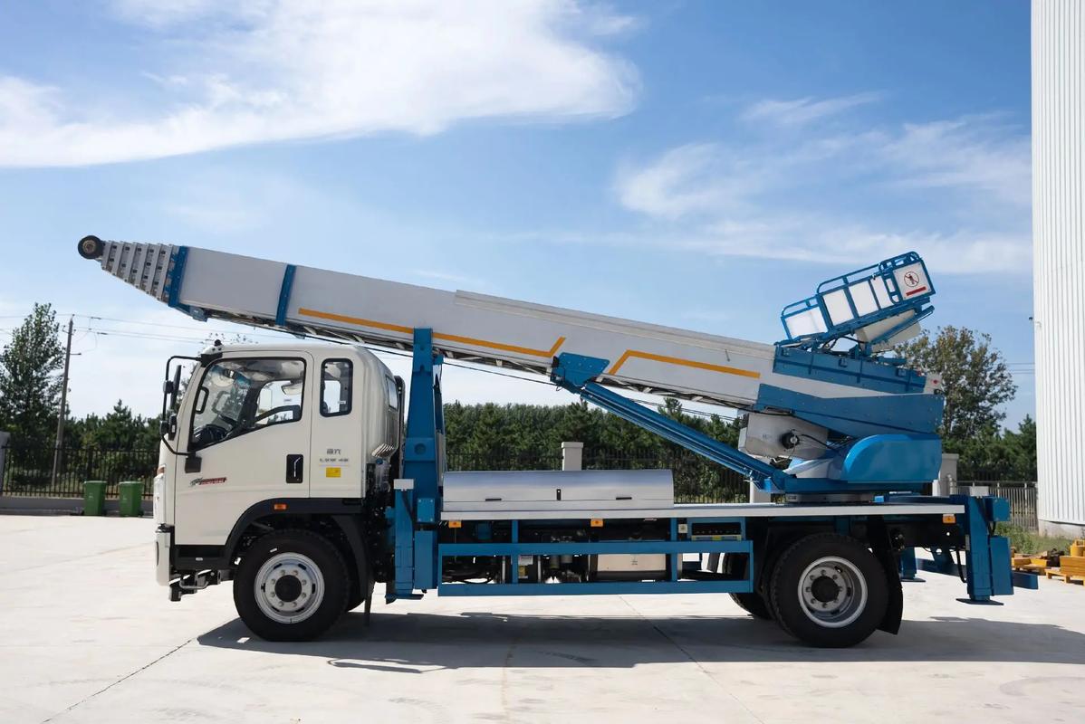 凤岗镇云梯上料车租赁费用