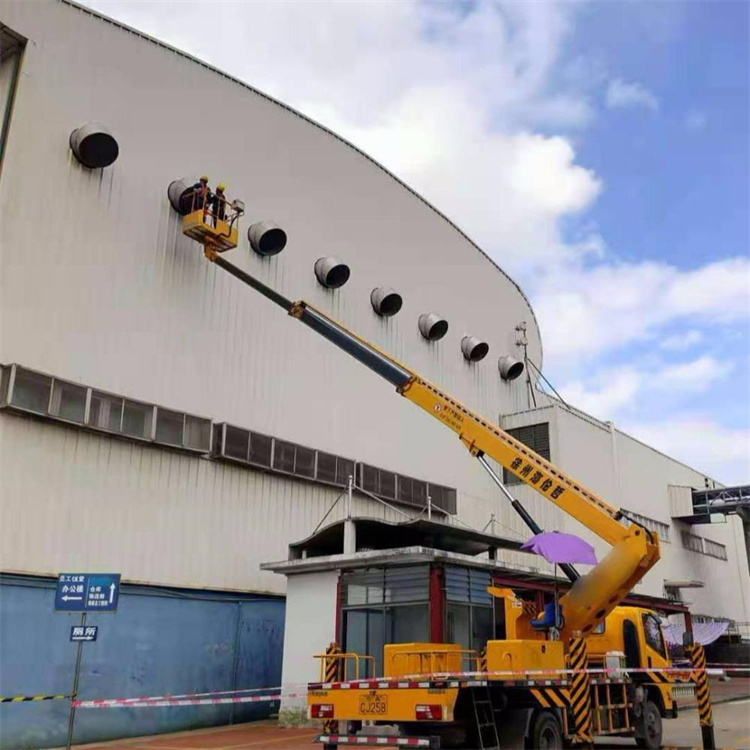 凤岗镇高空作业车出租服务：专业广告牌安装解决方案