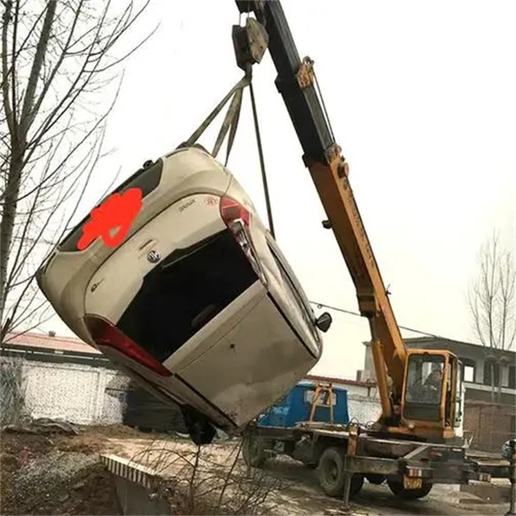 凤岗镇随时待命，吊车24小时道路救援服务全解析