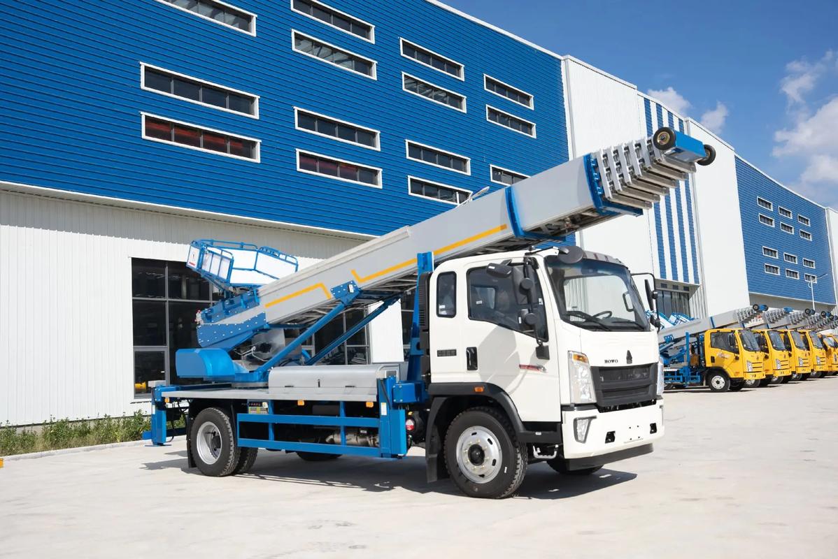 凤岗镇出租云梯车高空作业车 建筑垃圾搬运